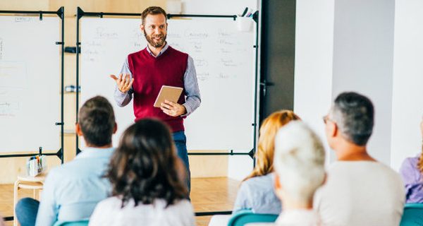 Você sabe o que esperar de um curso de retórica e oratória?
